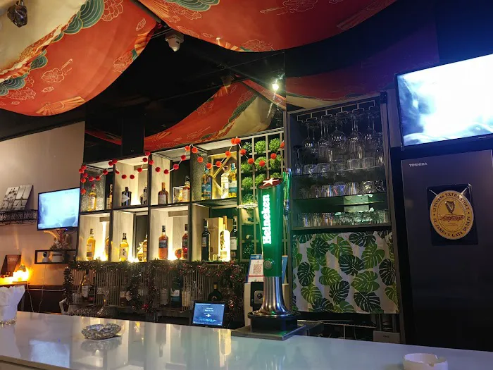 Paparazzi Lounge Bar Picture 6