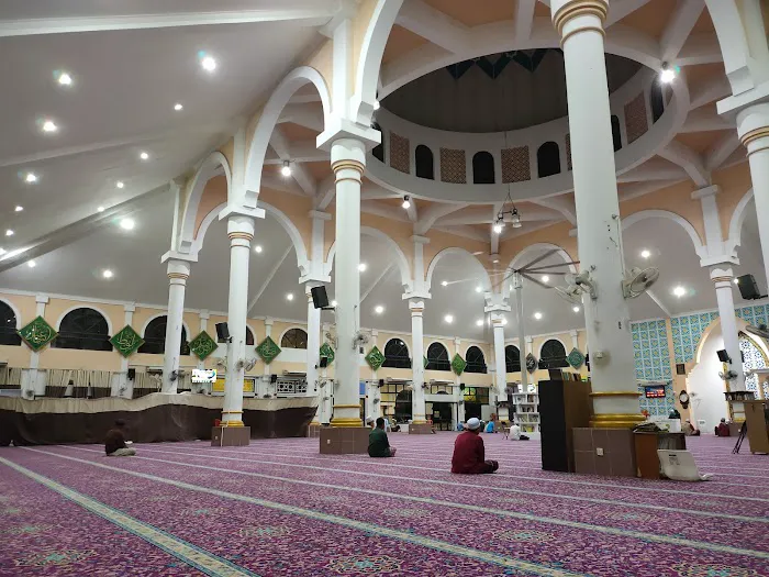 Masjid Tengku Mahkota Abdullah Picture 1