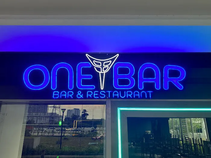 One Bar & Restaurant Picture 3