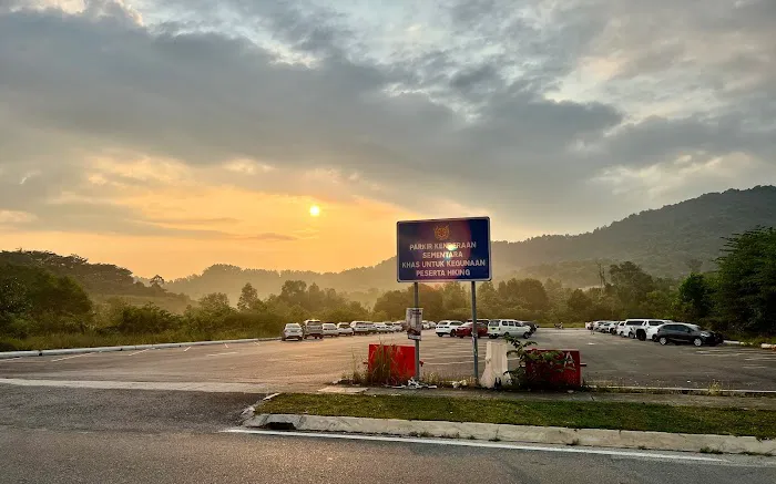 Shah Alam Community Forest Parking (Trail head C) Picture 10