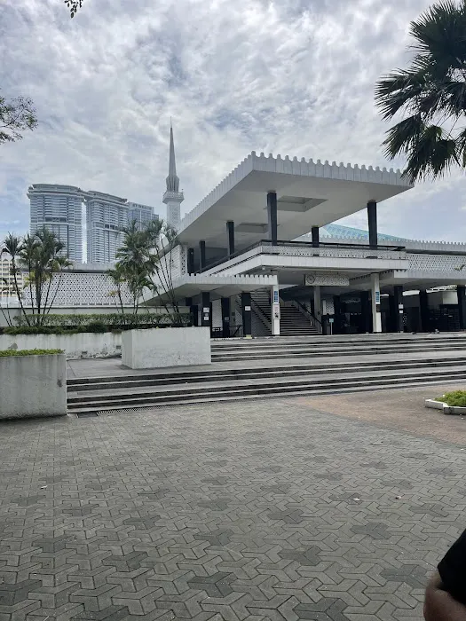 MSSAAS Tourists Main Entrance | Masjid Sultan Salahuddin Abdul Aziz Shah (Blue Mosque Malaysia) Picture 4