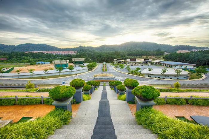 Bliss Gardens Picture 9
