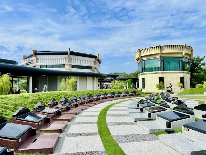Bliss Gardens Picture 5