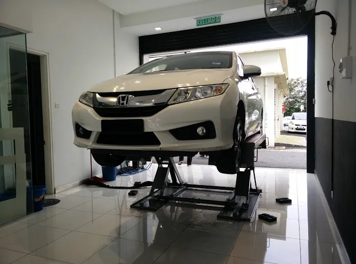 Carro (Formerly myTukar) Glenmarie - Inspection Centre Picture 8