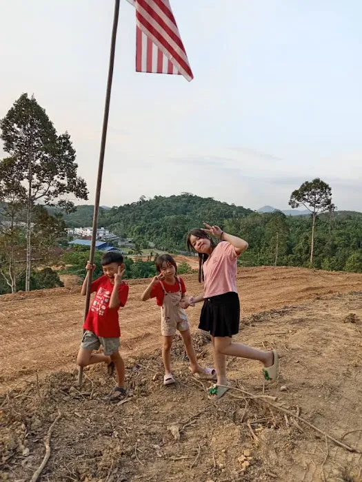 Damak Hill Picture 1