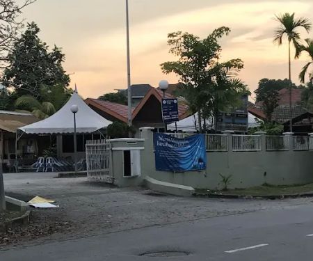 Surau Al-Hakim
