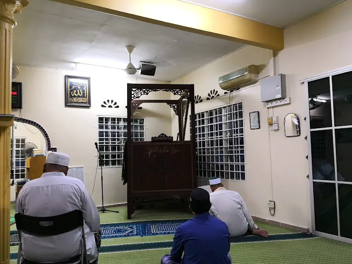 Surau Salleh Al Fadzil Picture 3