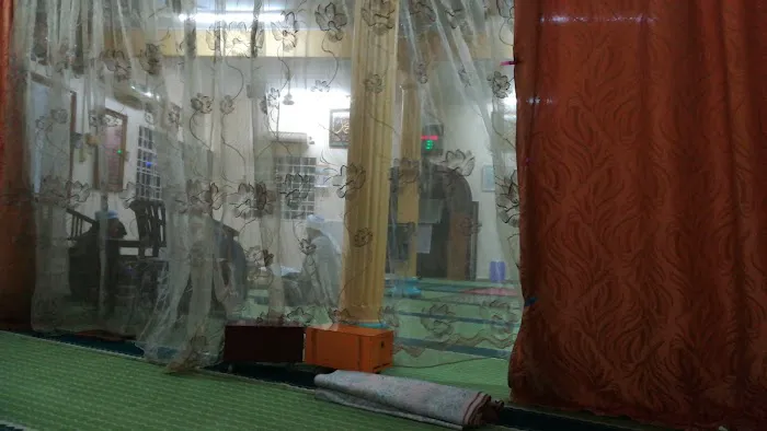 Surau Salleh Al Fadzil Picture 4