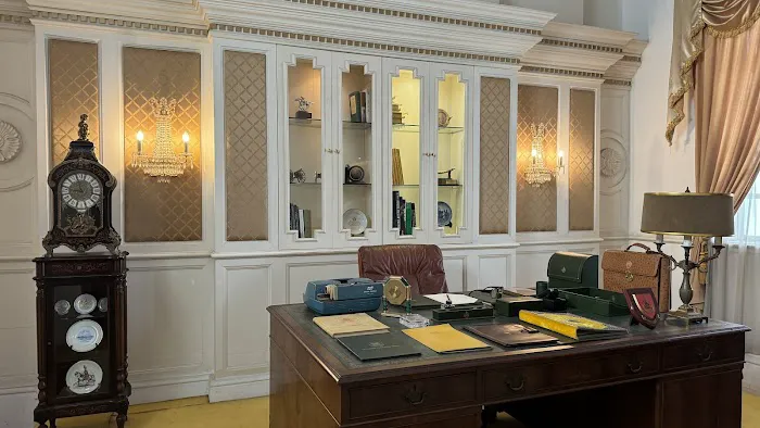 Sultan Abdul Aziz Royal Gallery Picture 10