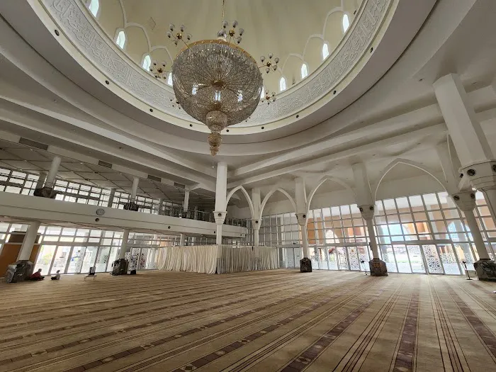 Khalid Bin Al-Walid Masjid Picture 1
