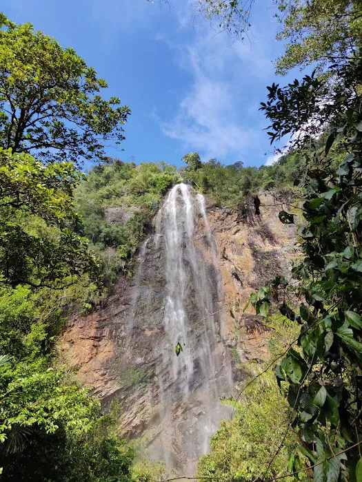 Lembing Rainbow Waterfall Picture 2