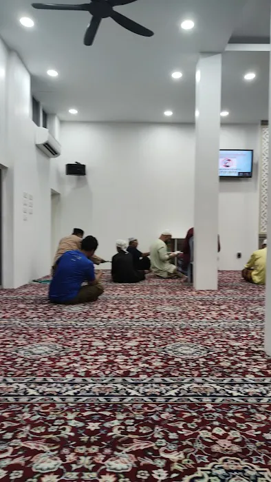 Surau Madrasah Al-Huda Taman Keramat Picture 6