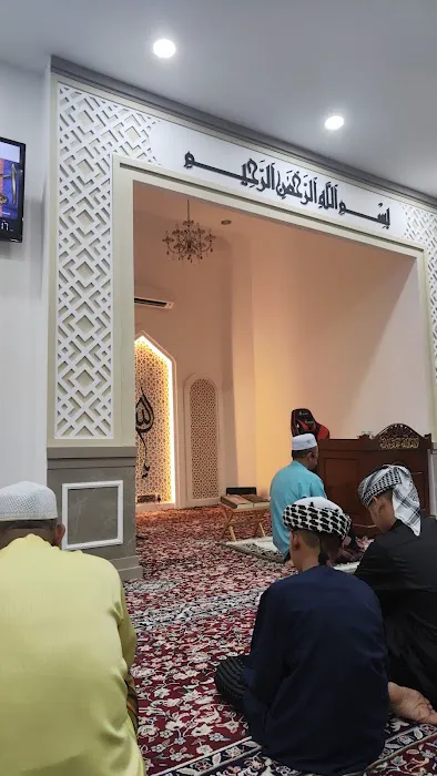 Surau Madrasah Al-Huda Taman Keramat Picture 4