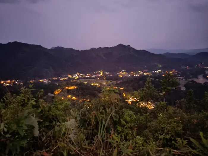 Town View & Sunset Hill Picture 7