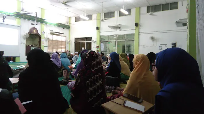 Surau Al-Aziziah Picture 3