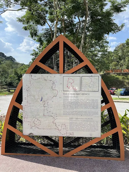 Taman Rimba Bukit Kerinchi Roundabout Picture 10