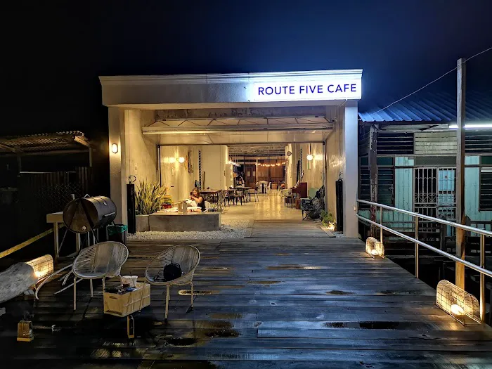 Route Five Cafe ( Riverside Kuala Selangor) Picture 4