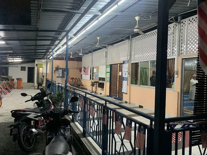 Surau Taman Tasik Biru Picture 5