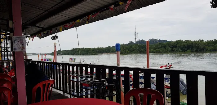 Century fish village Picture 6