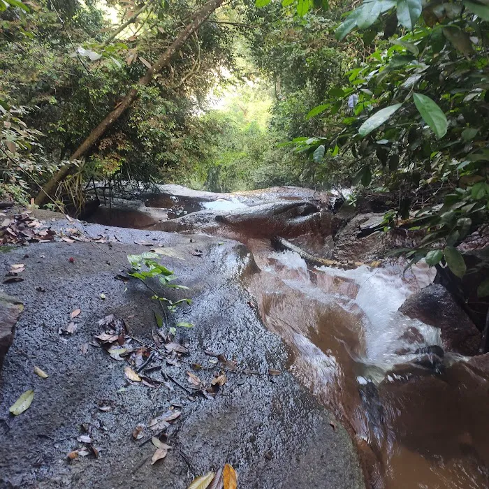 Sg Long Waterfall Picture 3