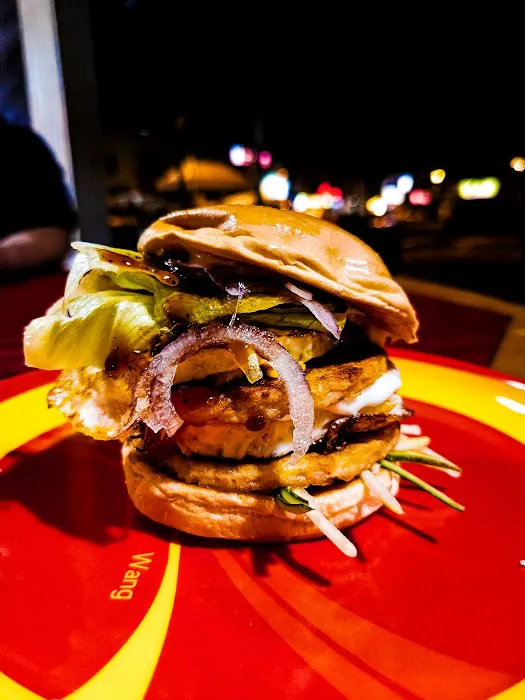 outlaw burger Picture 2