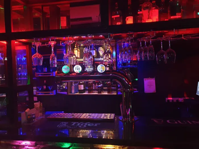 Traders Bar Picture 2