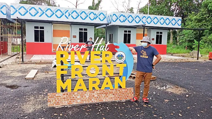 River Front Maran (River Hat) Picture 1