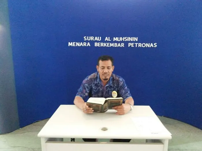 Surau MENARA KEMBAR Petronas Picture 9