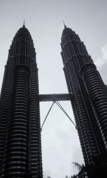Surau MENARA KEMBAR Petronas Picture 10