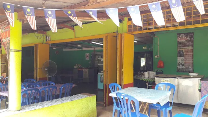 Kedai Makan Kak Tina Picture 3