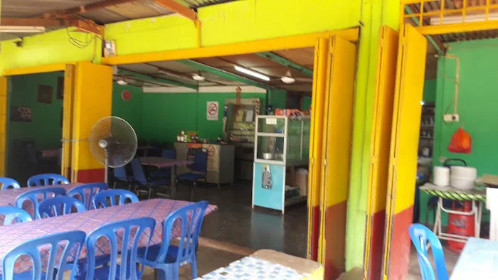Kedai Makan Kak Tina Picture 5