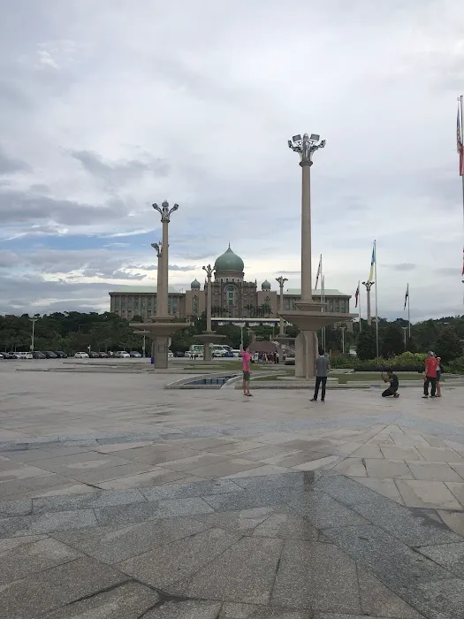 Persiaran Sultan Sallahuddin Abdul Aziz Shah Picture 10