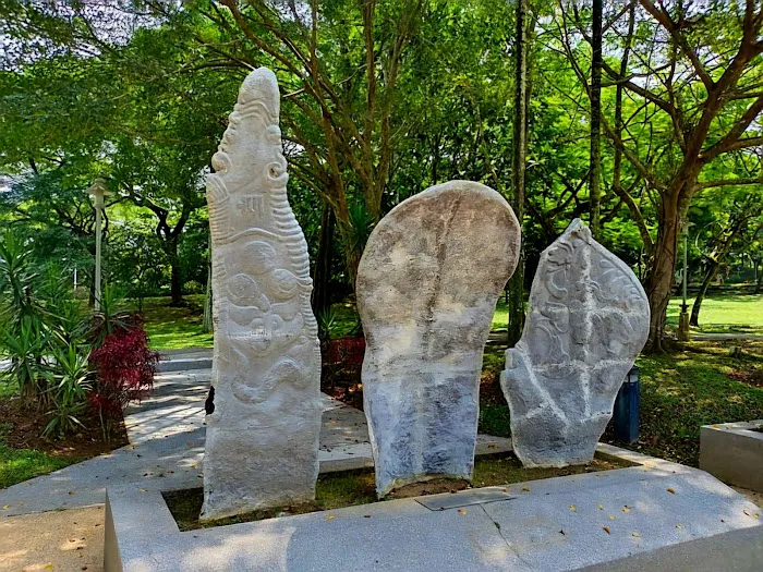 Laman Megalit Picture 1