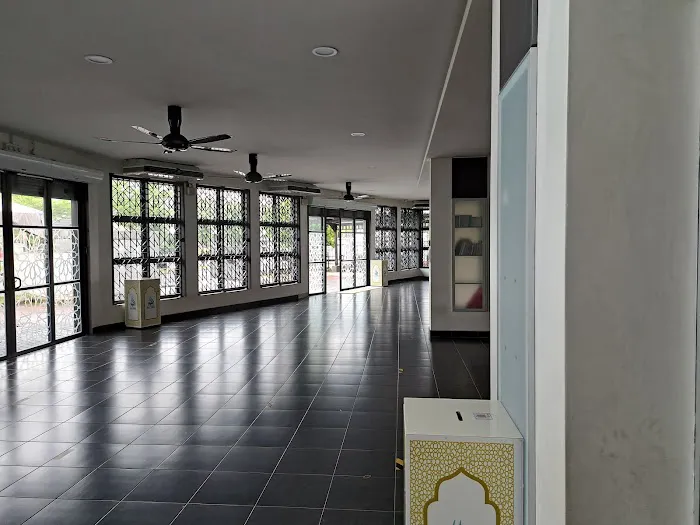 Surau An-Nur Taman Cahaya Alam Seksyen U12 Picture 8