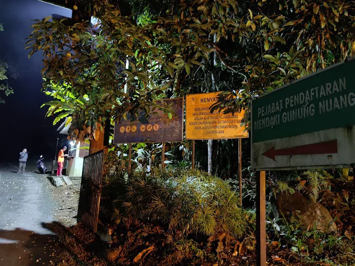 Nuang trailhead Picture 7