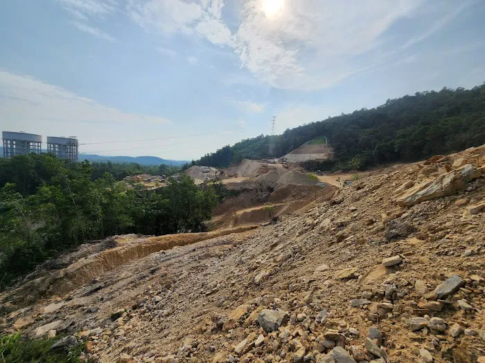 RM 2 HILL @ Bukit 2 Ringgit Picture 2