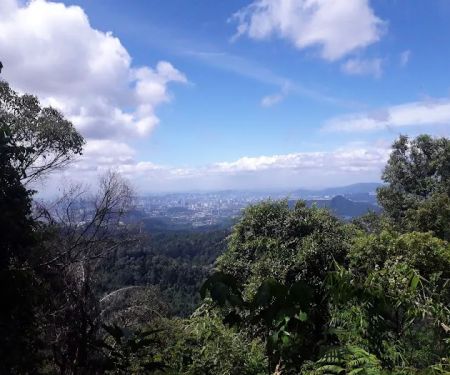 Bukit Chenuang