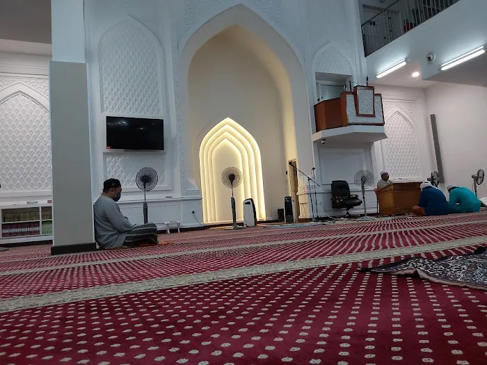Platinum Al-mawaddah Mosque Picture 2
