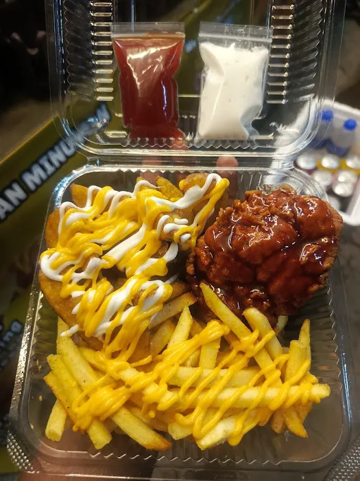 Lickin Burger 14 Picture 4