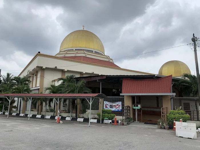 Taman Taming Jaya Mosque Picture 1