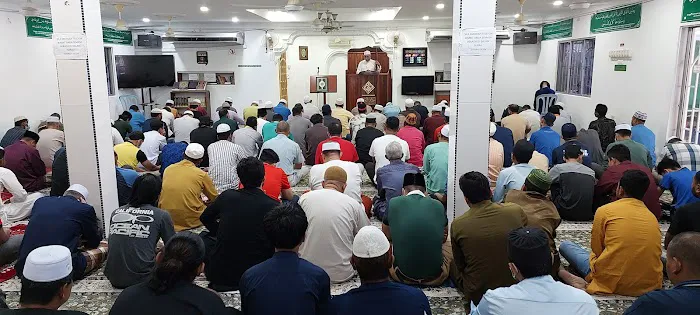 Surau Al Iman Taman Putra Budiman (Surau Jumaat) Picture 8