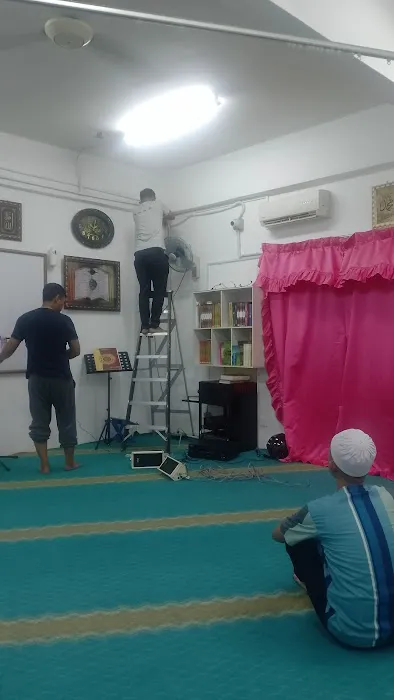 Surau Al Iman Picture 2