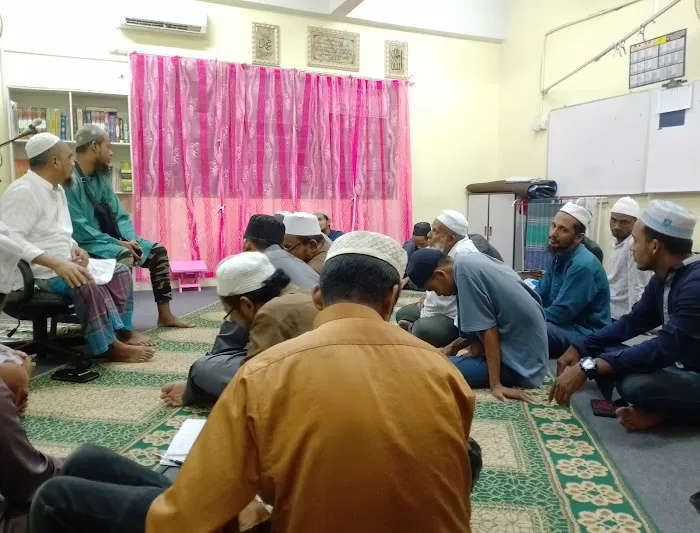 Surau Al Iman Picture 3
