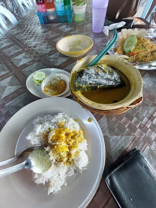 Restoran Ummi Patin Tempoyak Picture 3