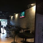 Restoran Dinding Gelas Besar