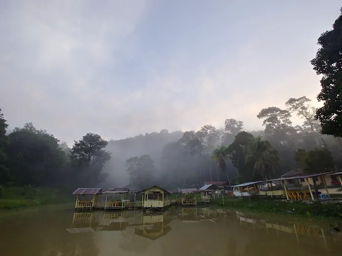 Car park to Gunung Hitam Trailhead Picture 1