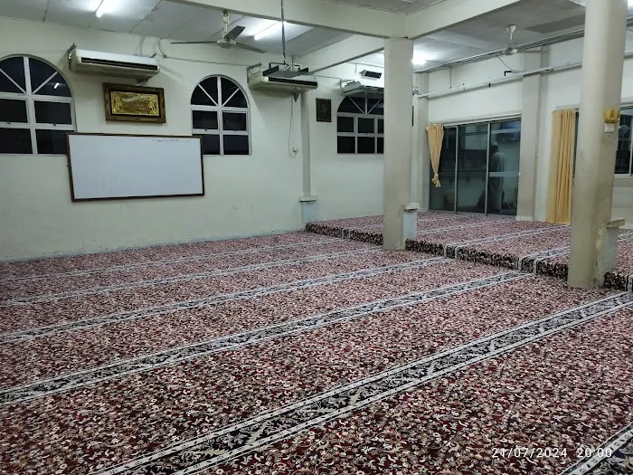 SURAU IMPIAN EHSAN (SURAU JUMAAT) Picture 4