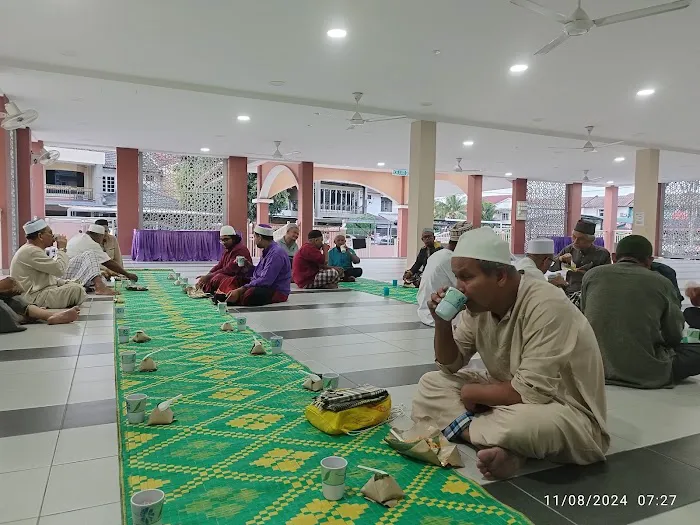 SURAU IMPIAN EHSAN (SURAU JUMAAT) Picture 6