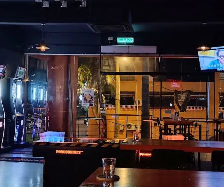 Let's go bar and cafe