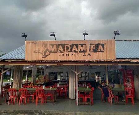 Madam Fa Kopitiam
